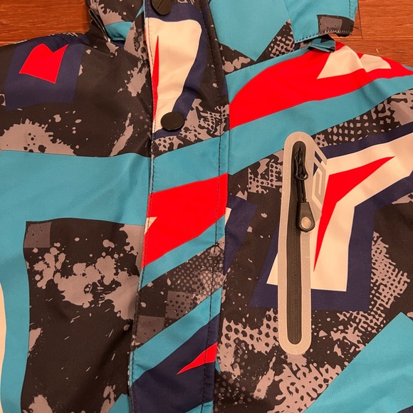 Ski Jacket Fits 8/9 year old Like new - Picture 5 of 5